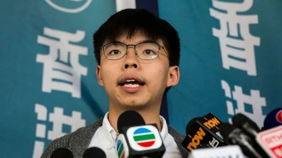 Joshua Wong declara-se culpado de conluio com entidades estrangeiras ao abrigo da Lei de Segurança Nacional de Hong Kong