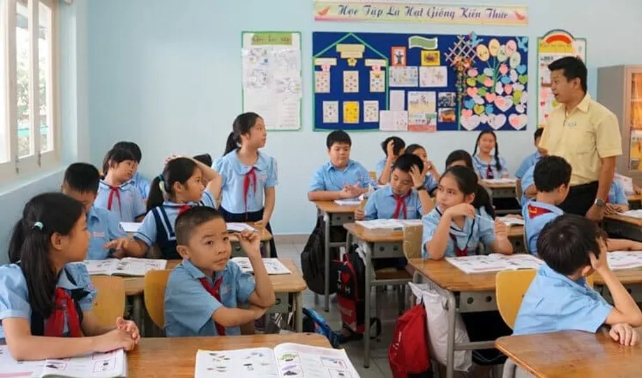 Preocupações com o inglês obrigatório a partir do 1.º ano no Vietname