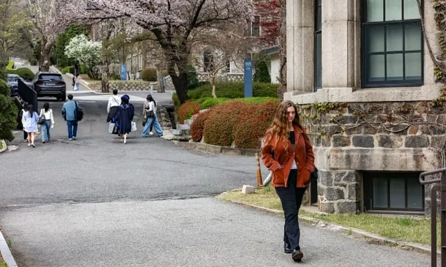 O paradoxo do talento global da Coreia do Sul: porque é que os melhores diplomas não garantem emprego aos licenciados internacionais