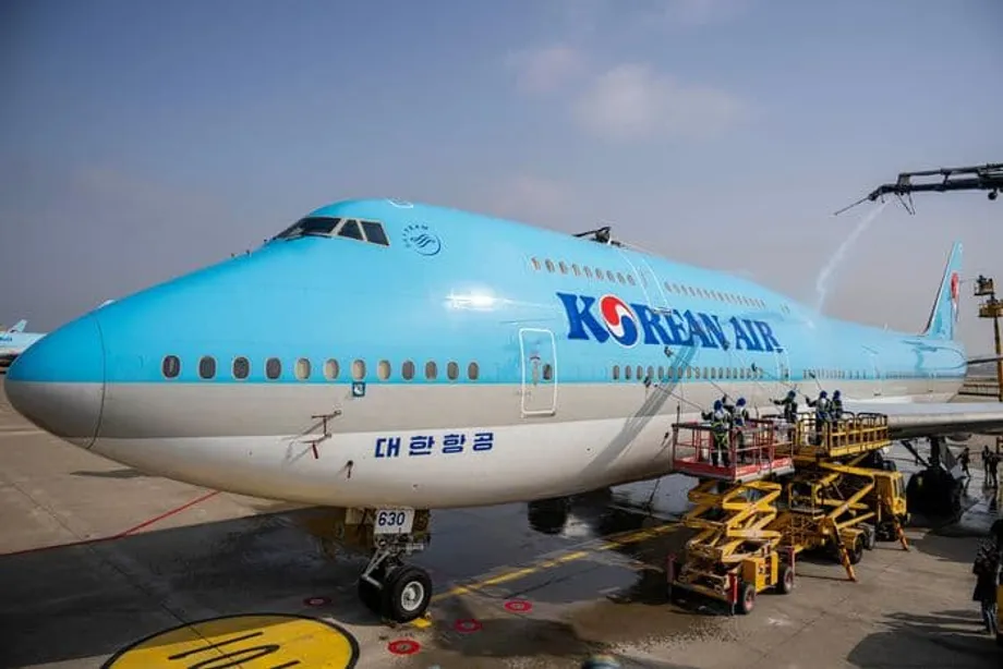 Companhias aéreas coreanas triplicam sobretaxas de combustível enquanto conflito no Médio Oriente desencadeia crise global da aviação