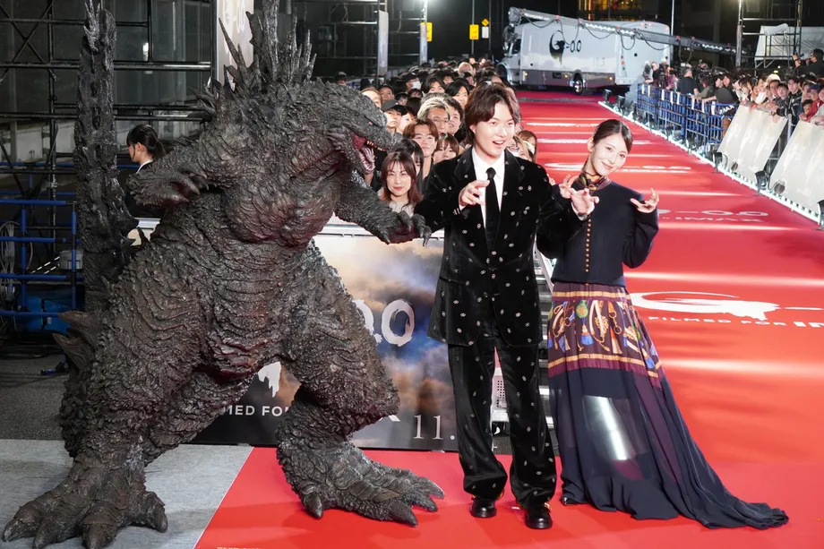 Godzilla -0.0 Takes Over Ginza as Cast Unveils a Sequel Set in 1949