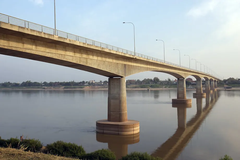 Quinta Ponte de Amizade Laos-Tailandesa Pronta para Transformar o Comércio e a Conectividade Regionais