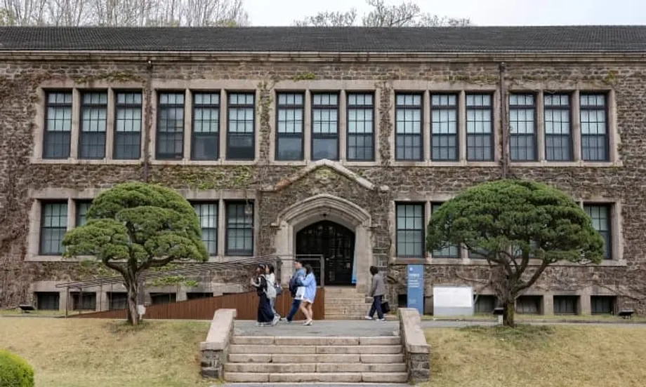 Vietname lidera as inscrições de estudantes internacionais na Coreia do Sul